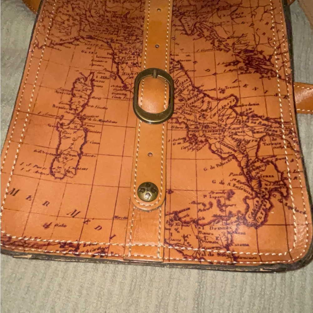 Patricia Nash VENEZIA Crossbody SIGNATURE MAP PRINT - Picture 2 of 15